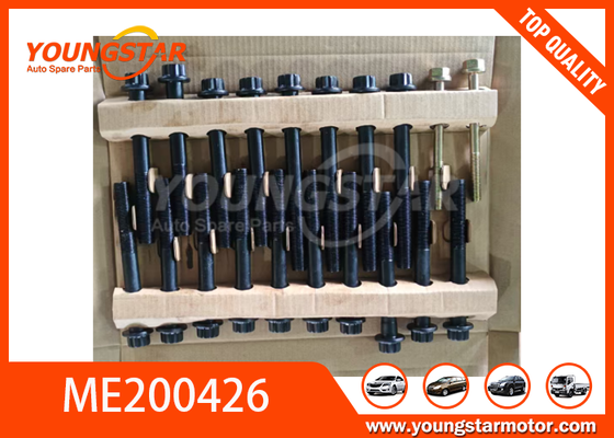 Bu lông đầu xi lanh OEM ME200426 cho động cơ Mitsubishi 4M40 4M40T với vật liệu thép