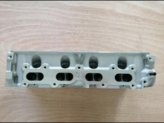 MAZDA 323 CYLINDER HEAD